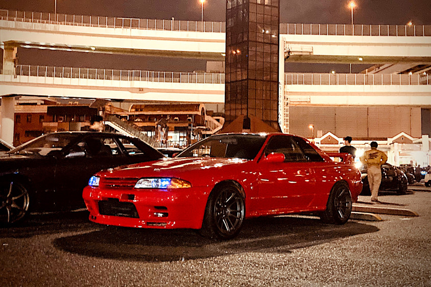 日産・スカイラインGT-R（R32型）と大黒ふ頭