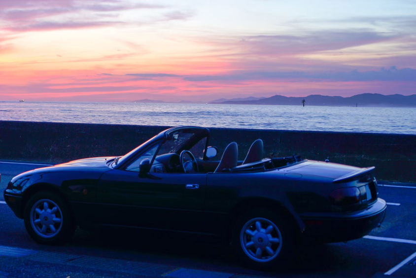 ユーノスロードスター Vスペシャルと夕焼け