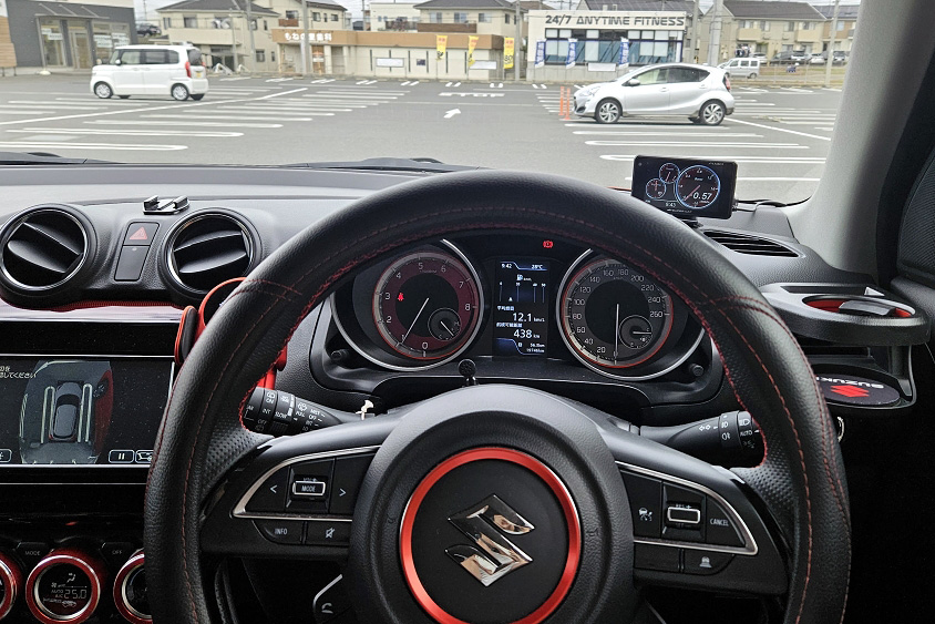 スズキ　スイフトスポーツ運転席