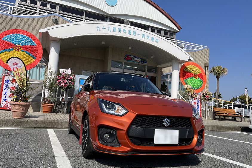 スズキ　スイフトスポーツ