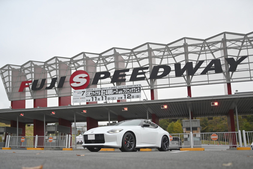 日産 フェアレディZ