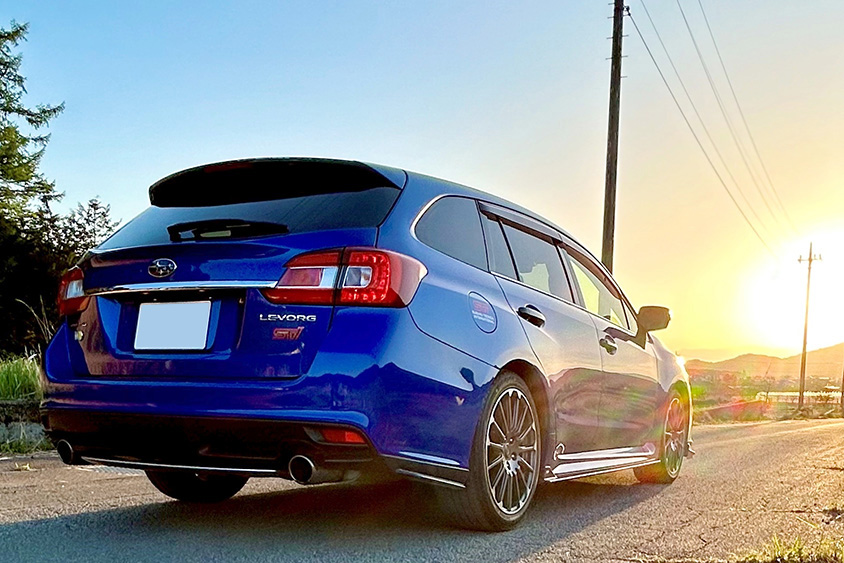 スバル レヴォーグ