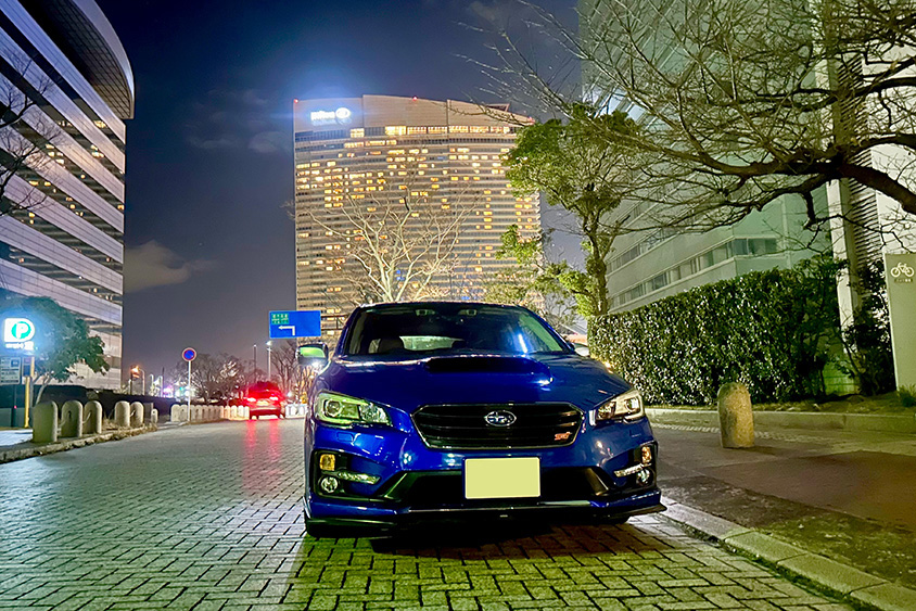 スバル レヴォーグ