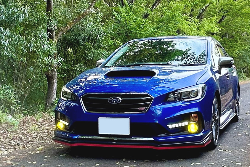 スバル レヴォーグ