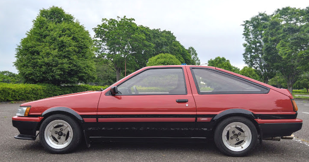 自分を育ててくれたAE86に乗って34年。このクルマ以外、考えられない