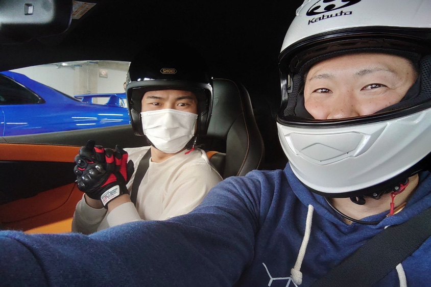 サーキット走行も楽しむ深谷知広選手