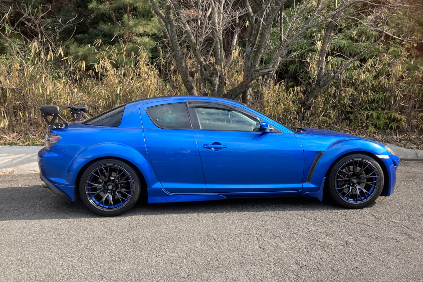 マツダ・RX-8の右サイド