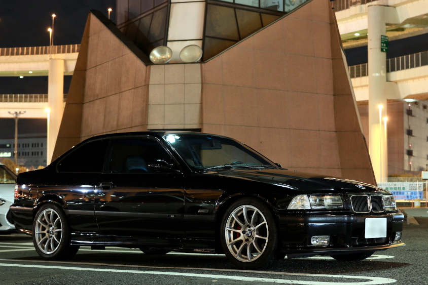 BMW M3と大黒パーキング