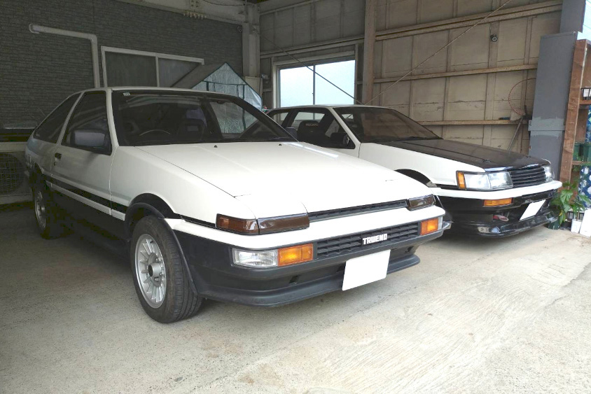 トヨタ・スプリンタートレノとカローラレビン（AE86）
