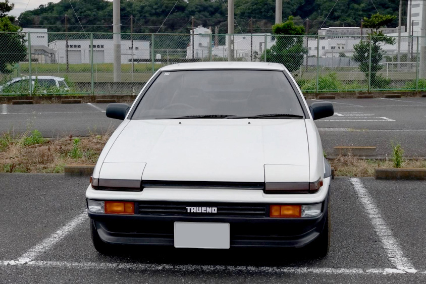 トヨタ・スプリンタートレノ（AE86）のフロント