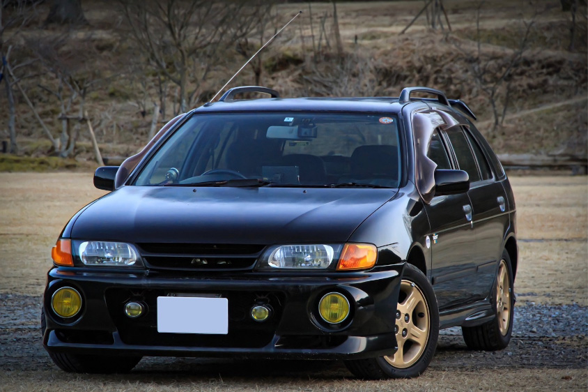 日産・パルサーセリエS-RVエアロセレクションのフロント