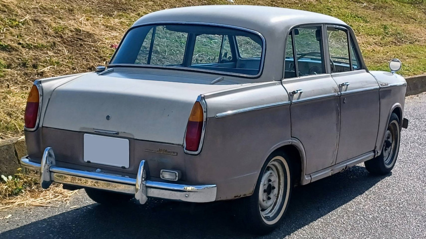日産・ブルーバード（初代）のリア