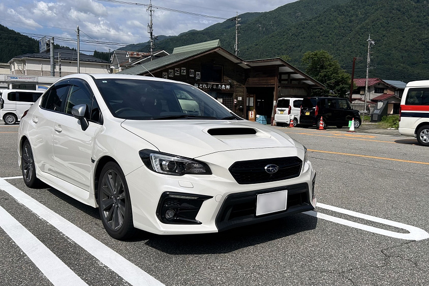 長旅でも快適に走れるSUBARU・WRX S4