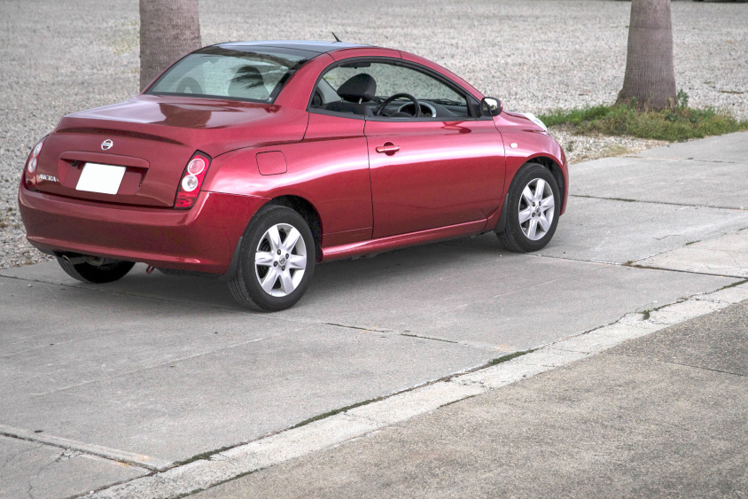 日産・マイクラC+Cのリア