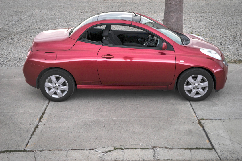 日産・マイクラC+Cの右サイド