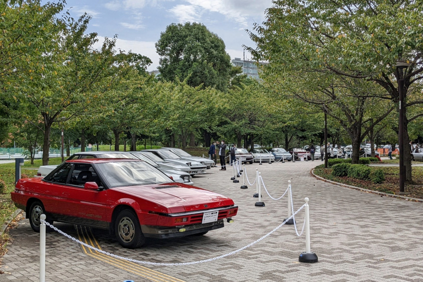 東京お台場で開催された「TOKYO SUPERCAR DAY 2022」で並んだアルシオーネ