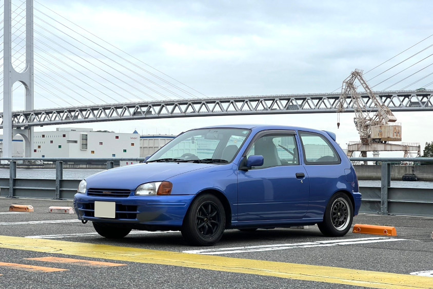 EP91 スターレット フロントブレーキキャリパー左右