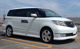 決め手は両側パワースライドドアとVTEC　家族も満足 ホンダ・エリシオンプレステージ