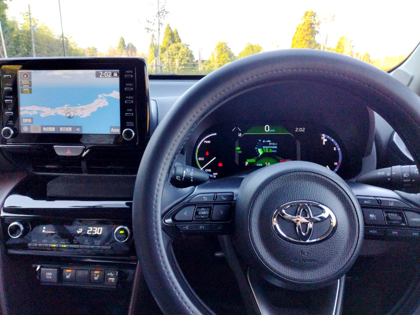 トヨタ・ヤリスクロスの運転席