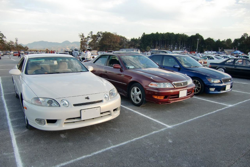 トヨタ・アルテッツァRS200 Z EDITIONのオフ会の様子