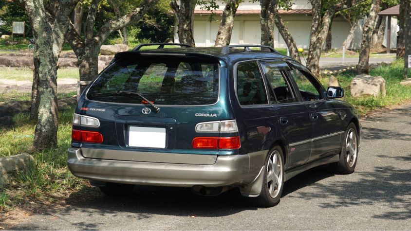 トヨタ・カローラツーリングワゴンのリヤ