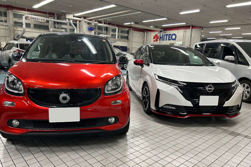 スマート・フォーフォーと日産・オーラNISMO
