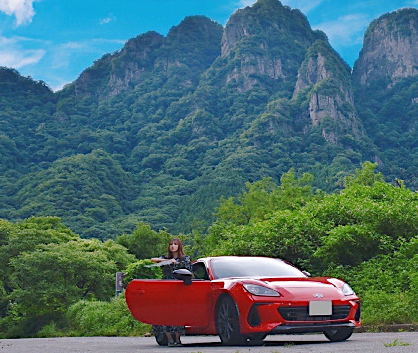 スバル・BRZと妙義山