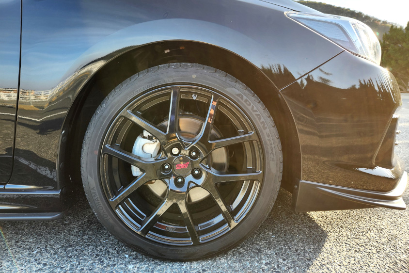 インプレッサスポーツSTI Sportのホイール