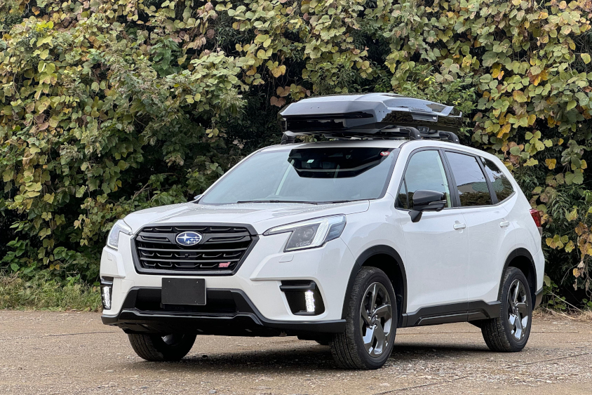 スバル・フォレスターSTI Sport