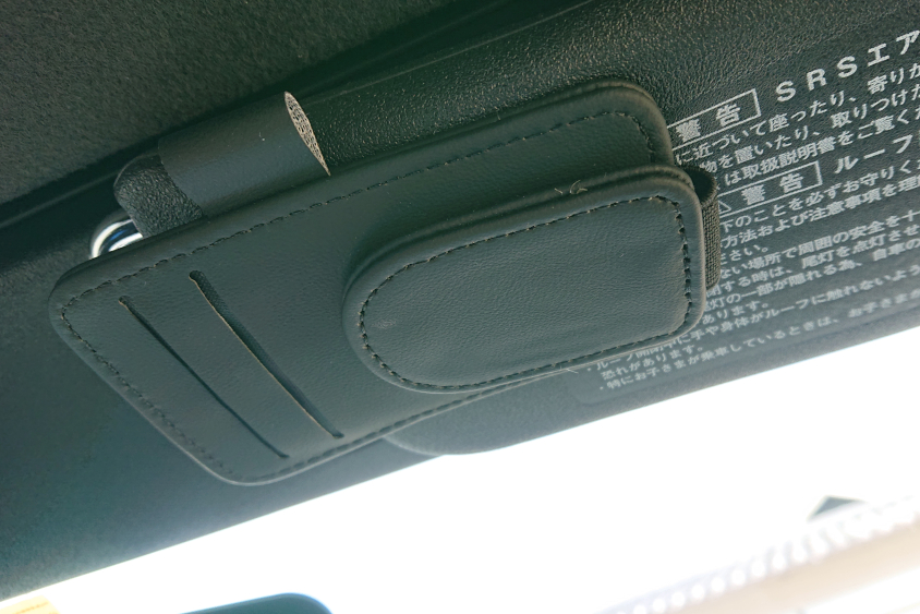 ダイハツ・コペン セロ（ドレスフォーメーション）に付けたカードケース