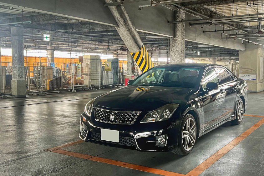 トヨタ・クラウンアスリート（200系）