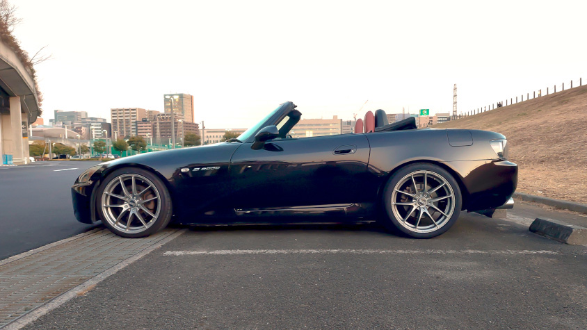 ホンダ・S2000の左サイド