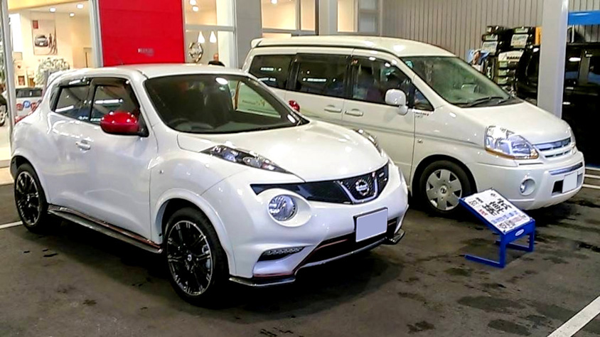 日産・ジュークと以前載っていたセレナ