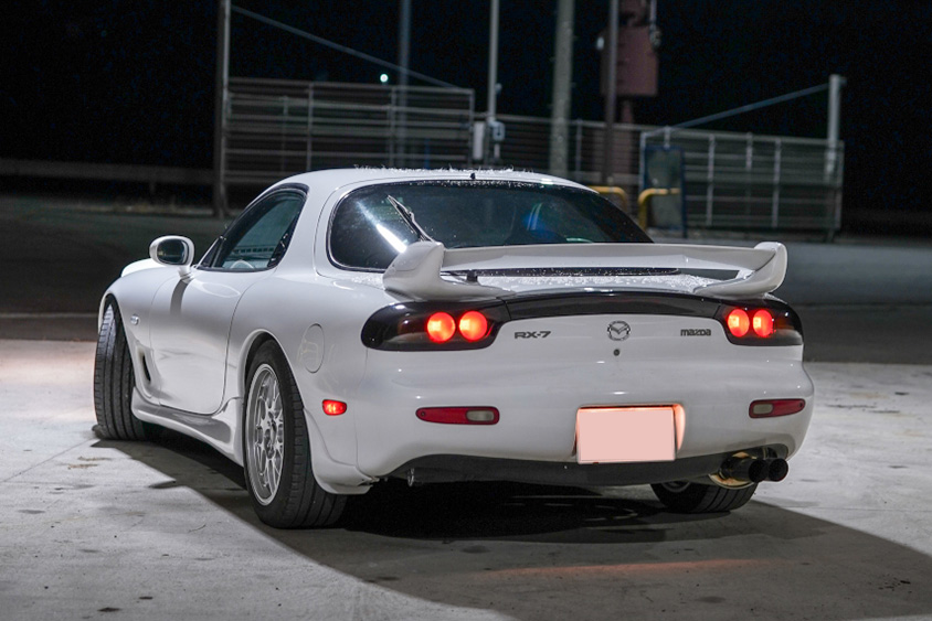 マツダ・RX-7 タイプRバサーストのリヤ