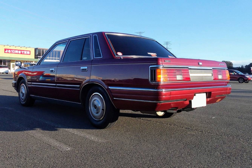 日産・グロリア（Y31）のリヤ