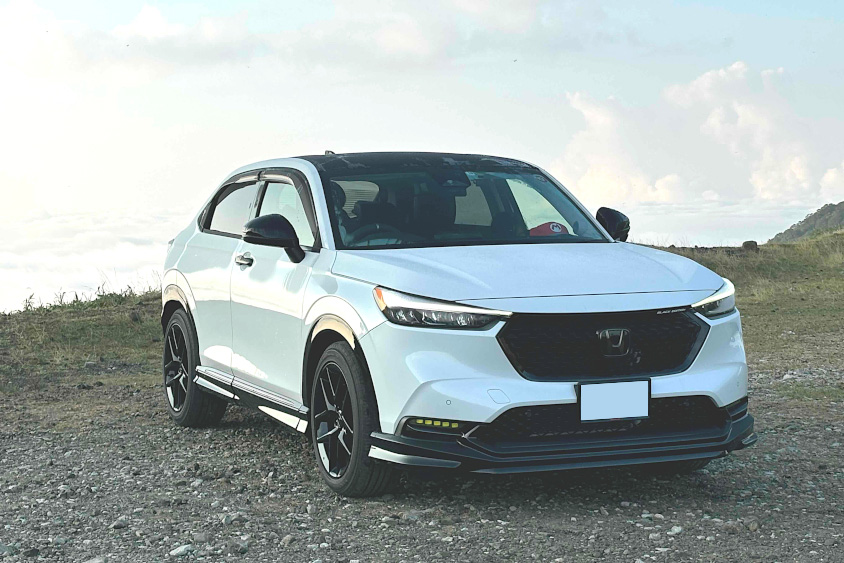 ホンダ・ヴェゼルと雲海