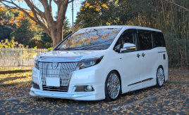 トヨタ エスクァイアと家族は最高の組み合わせ！息子との会話も弾む最高の空間