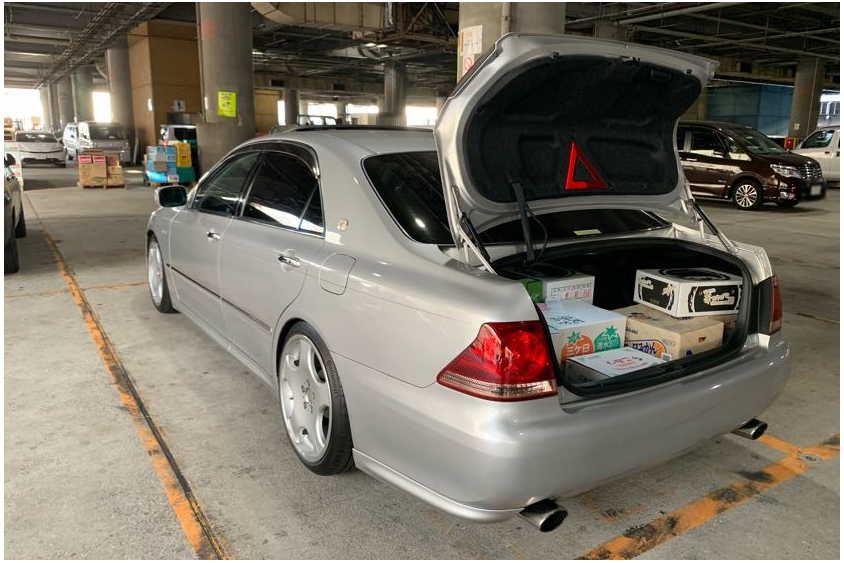 トヨタ・クラウンアスリート（12代目）の左リヤ