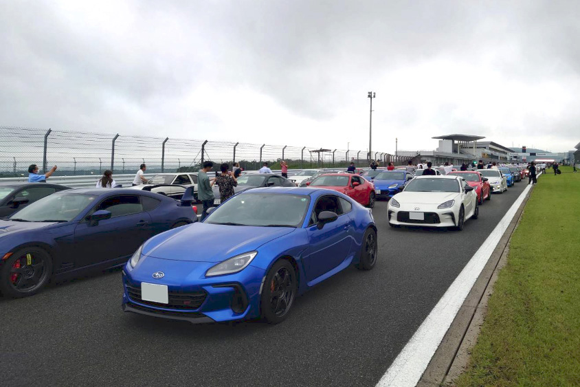 スバル・BRZと富士スピードウェイ
