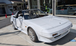20歳の頃に憧れたトヨタ MR2。ボロボロの状態から復活させて、新たな思い出を重ねる