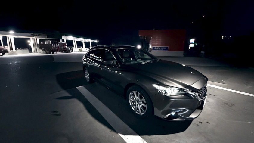 闇夜とマツダ・アテンザワゴン