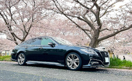 祖父が乗っていて憧れたトヨタ クラウン。家族同然の愛車と巡る思い出づくり