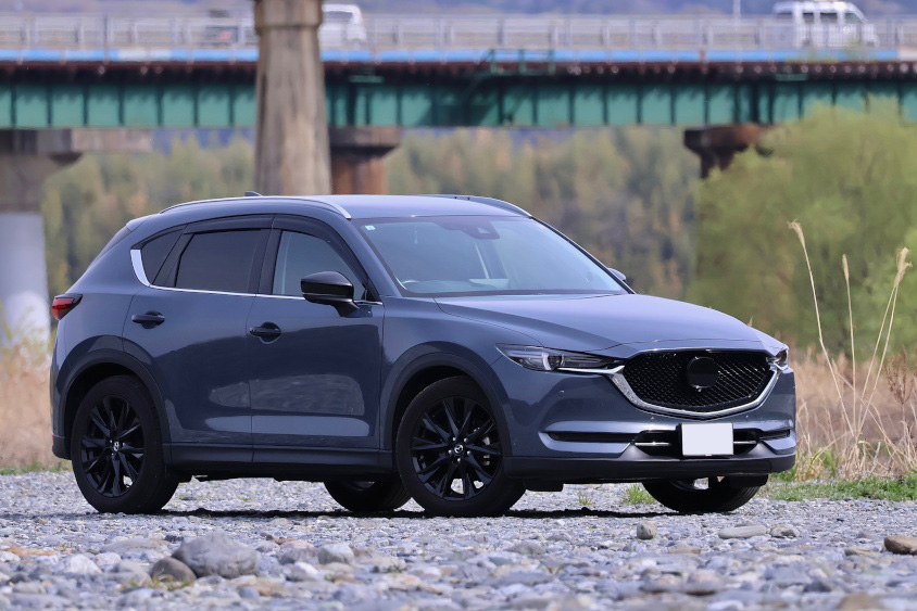 マツダ・CX-5と橋
