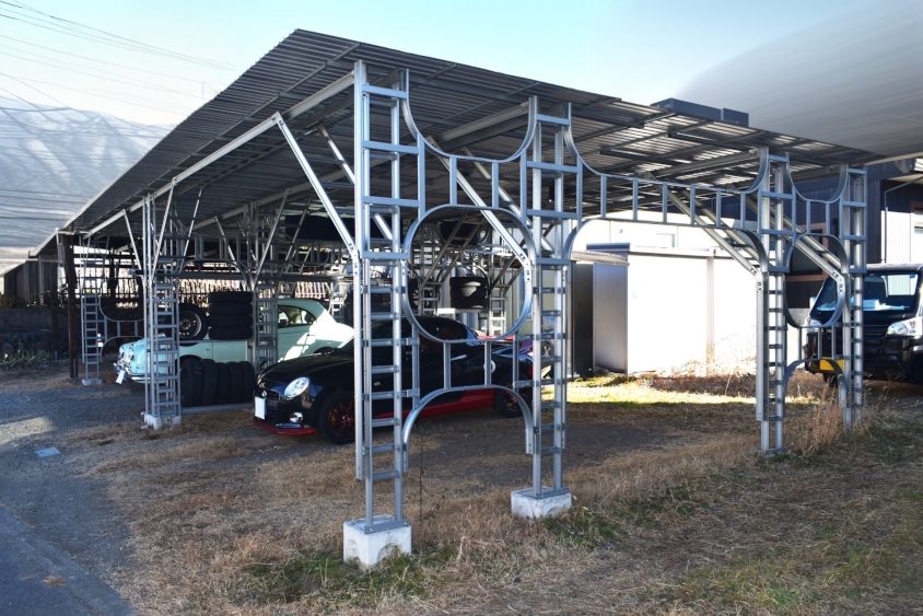 ダイハツ・コペン用に建てたカーポート