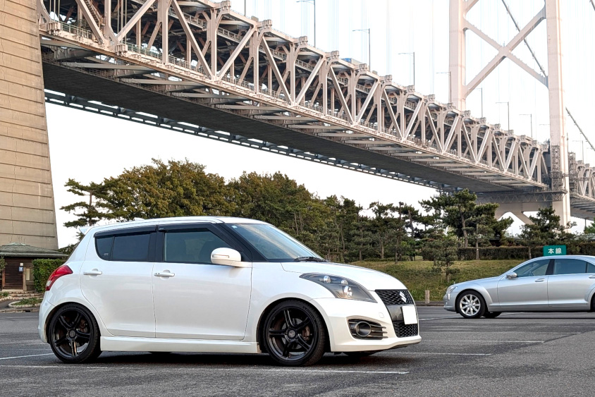 スズキ・スイフトスポーツと瀬戸大橋