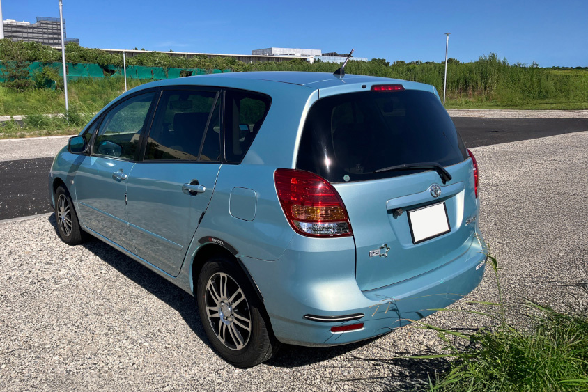 トヨタ・カローラスパシオのリヤ