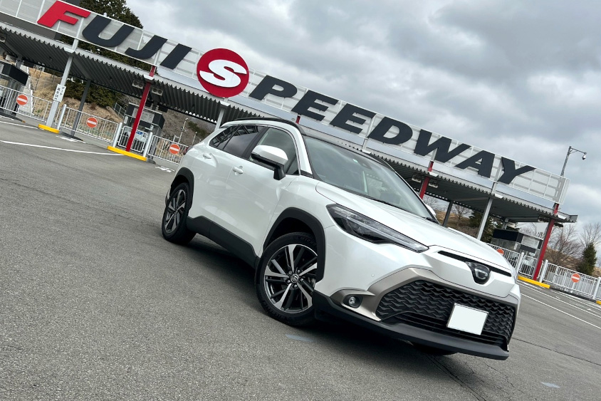 キムタクのCMに思いを馳せて。カローラクロスとフィールダー2台で