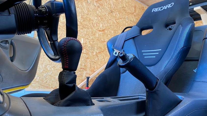 ホンダ・ビートの運転席