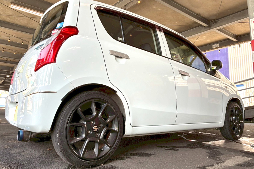 スズキ・アルトエコのリヤ