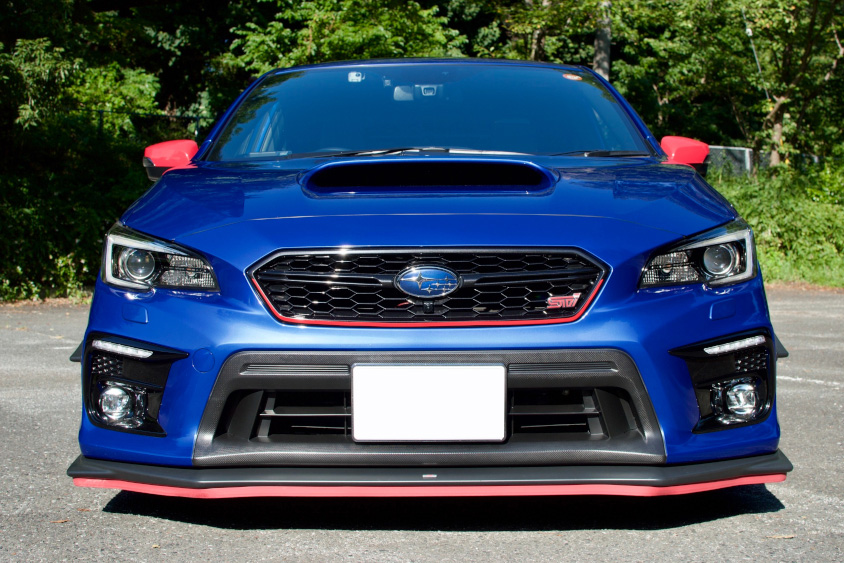スバル・WRX STIのフロント